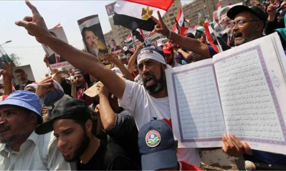 Ο Σίσι στο στόχαστρο του Ερντογάν - Η Αίγυπτος αφαιρεί στίχους του Κορανίου που προωθούν τον εξτρεμισμό